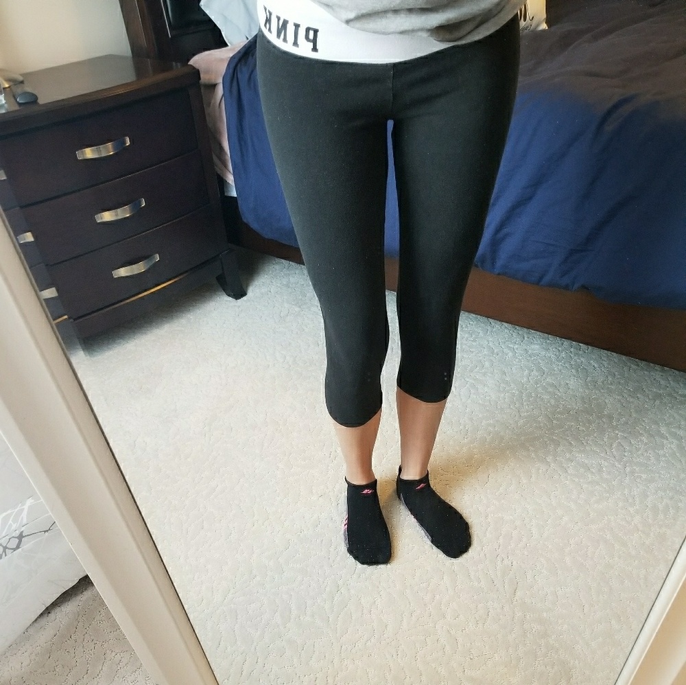 Victoria's secret pink yoga crop pants